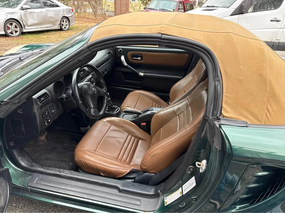 2003 Toyota MR2 Spyder/MR-S - Image 8 of 12