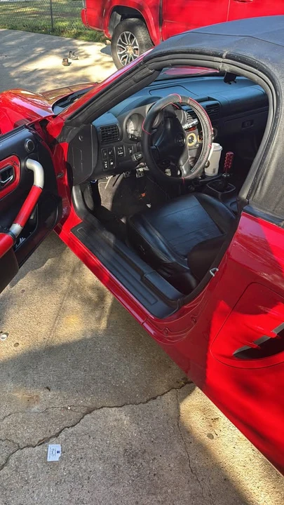 2003 Toyota MR2 Spyder/MR-S - Image 2 of 9