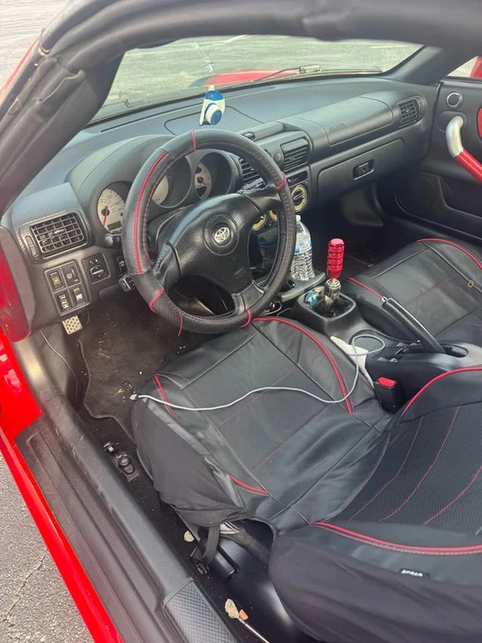 2003 Toyota MR2 Spyder/MR-S - Image 9 of 9