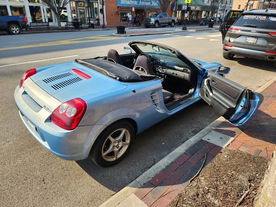 2003 Toyota MR2 Spyder/MR-S - Image 14 of 18