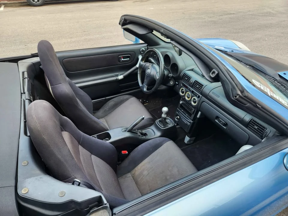 2003 Toyota MR2 Spyder/MR-S - Image 3 of 18