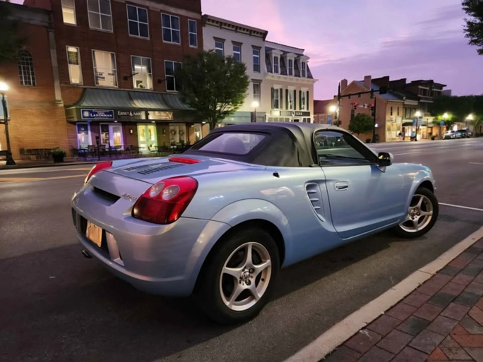 2003 Toyota MR2 Spyder/MR-S - Image 9 of 18