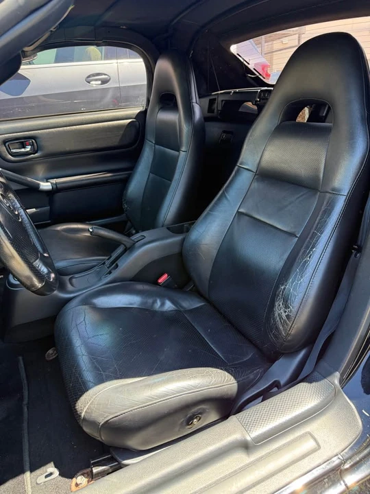 2003 Toyota MR2 Spyder/MR-S - Image 9 of 10