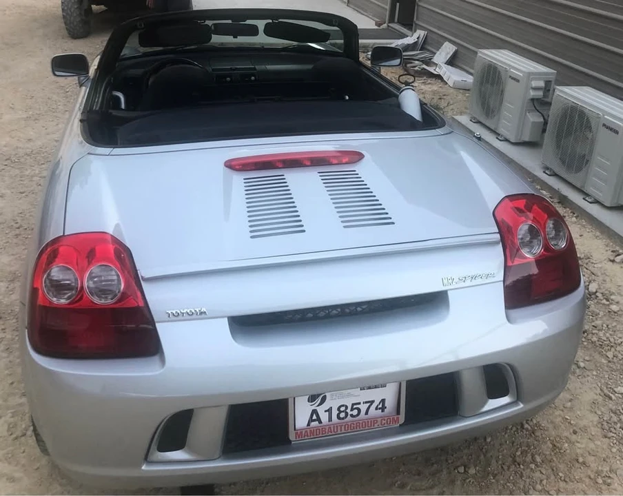 2003 Toyota MR2 Spyder/MR-S - Image 10 of 13