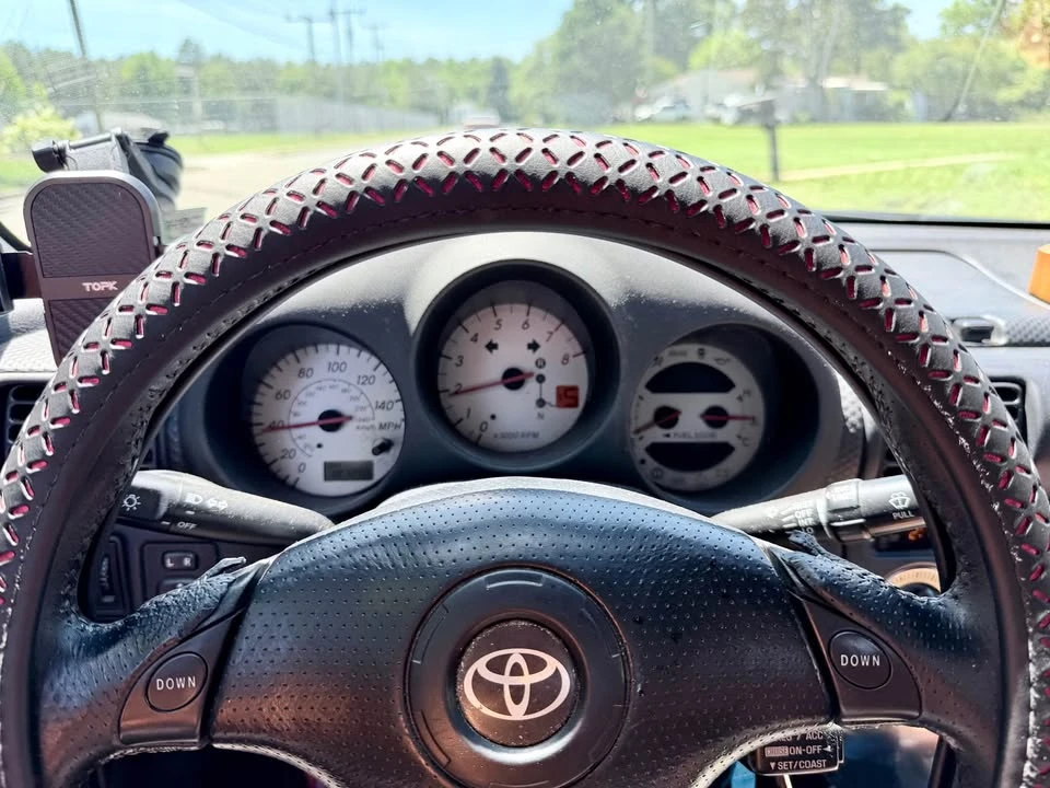2003 Toyota MR2 Spyder/MR-S - Image 9 of 11
