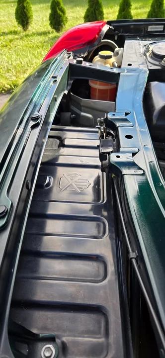 2003 Toyota MR2 Spyder/MR-S - Image 11 of 20