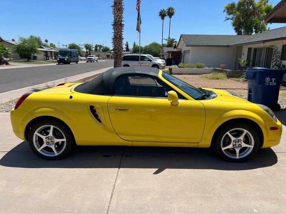 2003 Toyota MR2 Spyder/MR-S - Image 4 of 18