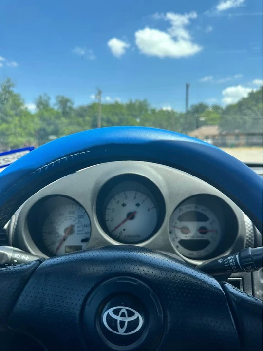 2003 Toyota MR2 Spyder/MR-S - Image 13 of 14