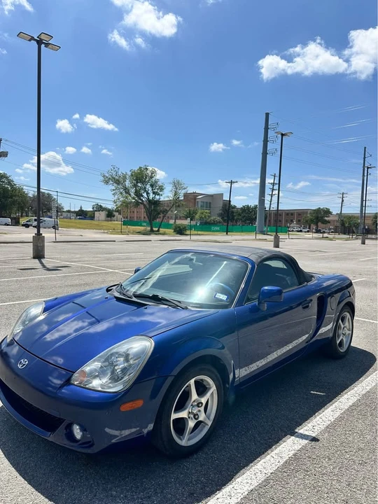 2003 Toyota MR2 Spyder/MR-S - Image 2 of 14