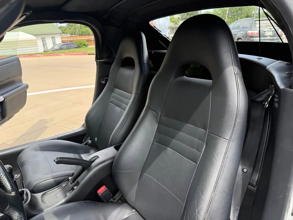 2003 Toyota MR2 Spyder/MR-S - Image 13 of 20