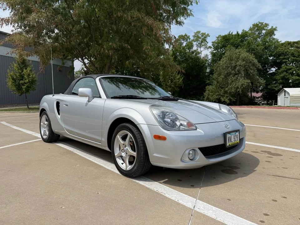 2003 Toyota MR2 Spyder/MR-S - Image 9 of 20