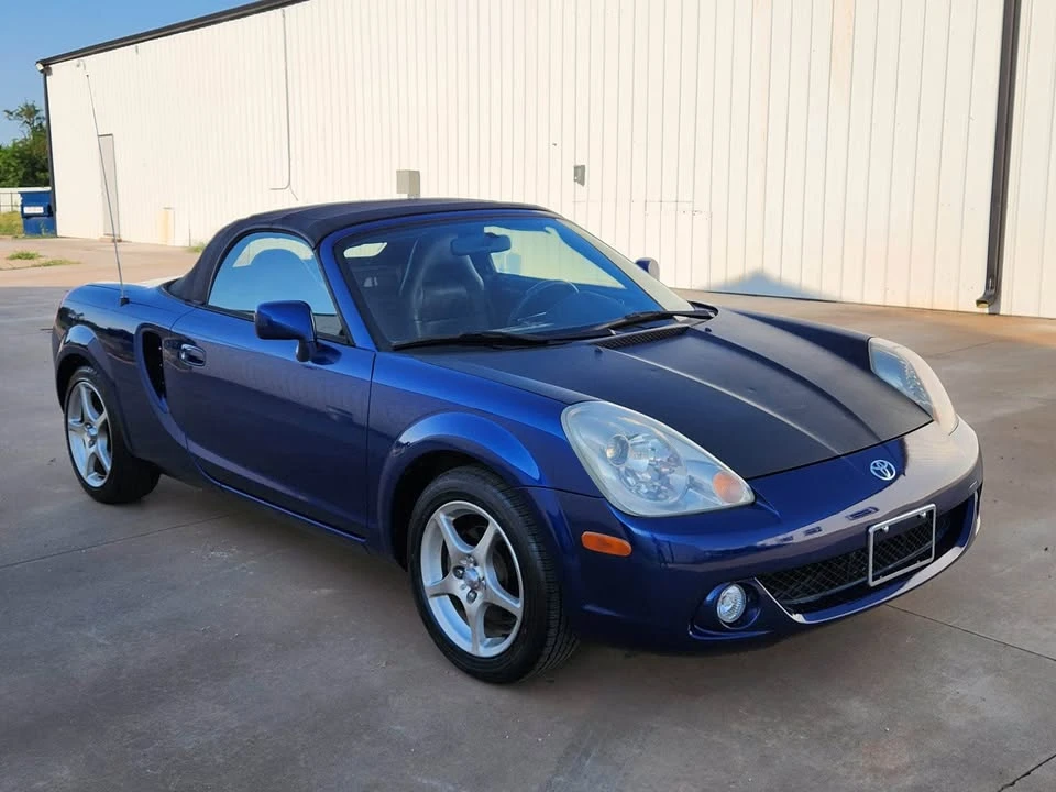 2003 Toyota MR2 Spyder/MR-S - Image 2 of 13