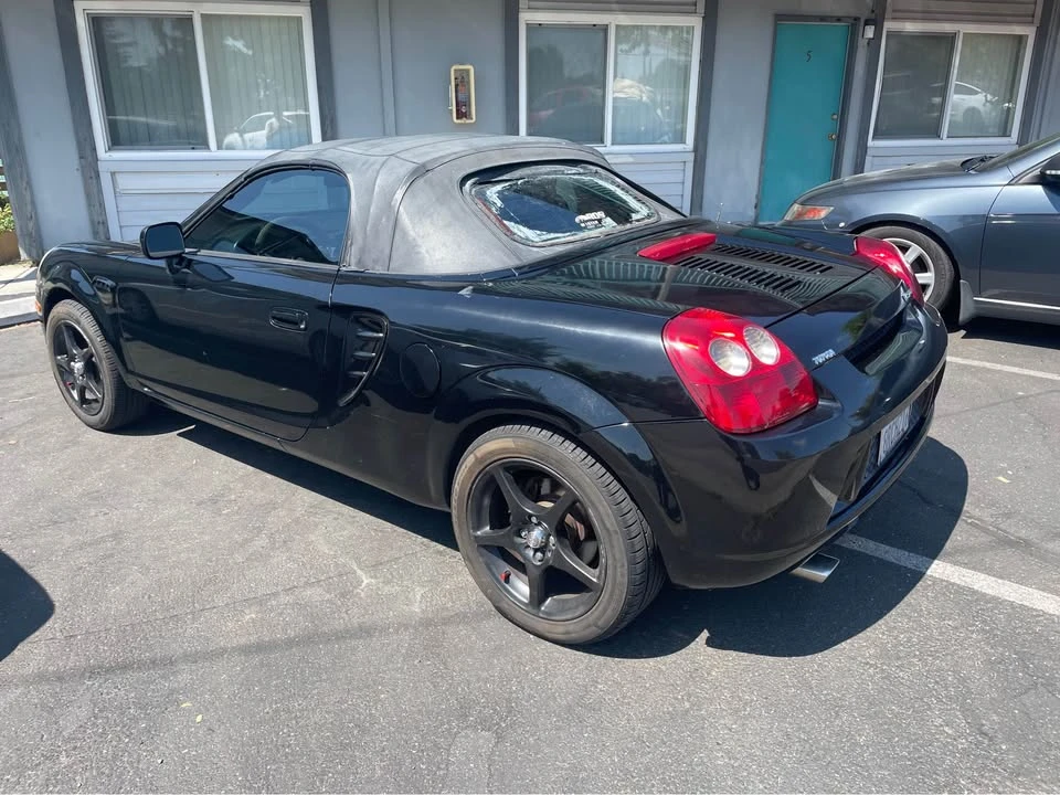 2003 Toyota MR2 Spyder/MR-S - Image 8 of 11