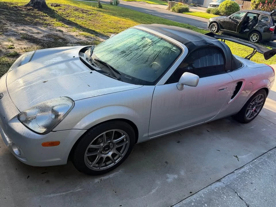 2003 Toyota MR2 Spyder/MR-S - Image 2 of 7