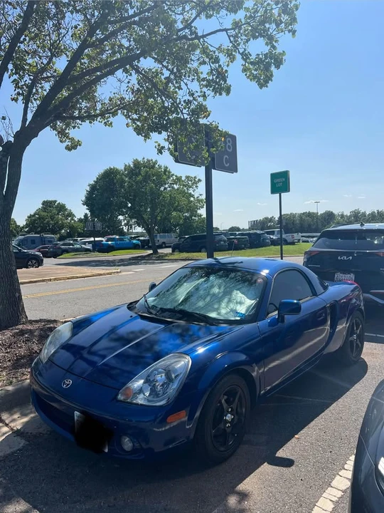 2003 Toyota MR2 Spyder/MR-S - Image 3 of 9