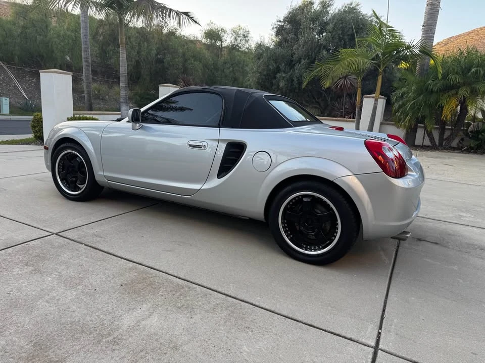 2003 Toyota MR2 Spyder/MR-S - Image 20 of 20
