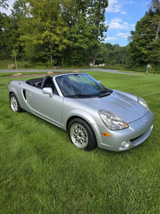 2003 Toyota MR2 Spyder/MR-S - Image 4 of 5