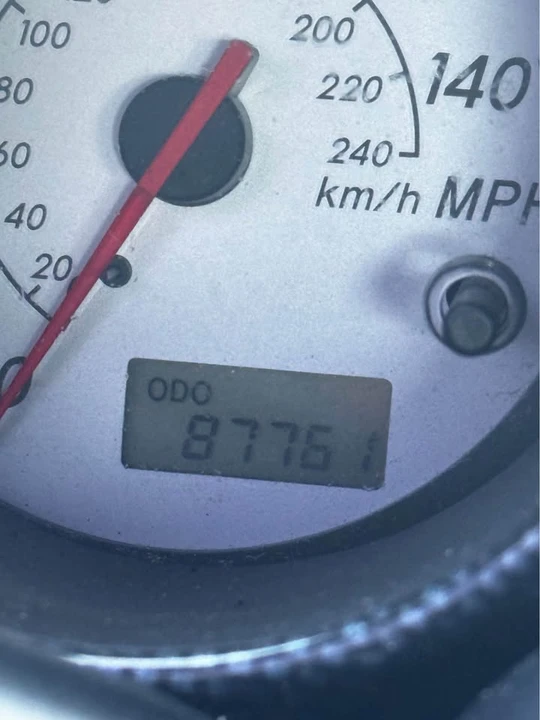 2003 Toyota MR2 Spyder/MR-S - Image 12 of 20