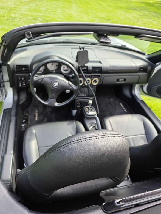 2003 Toyota MR2 Spyder/MR-S - Image 3 of 5