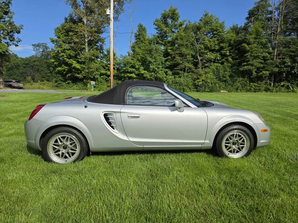 2003 Toyota MR2 Spyder/MR-S - Image 5 of 5