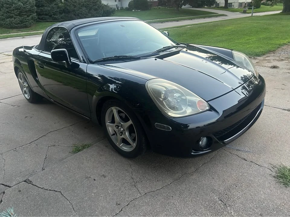 2003 Toyota MR2 Spyder/MR-S - Image 2 of 20