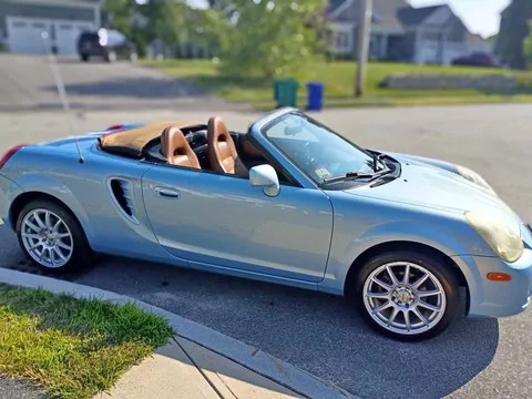 2003 Toyota MR2 Spyder Convertible 2D