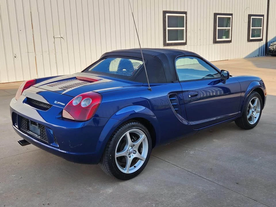 2003 Toyota MR2 Spyder/MR-S - Image 4 of 10