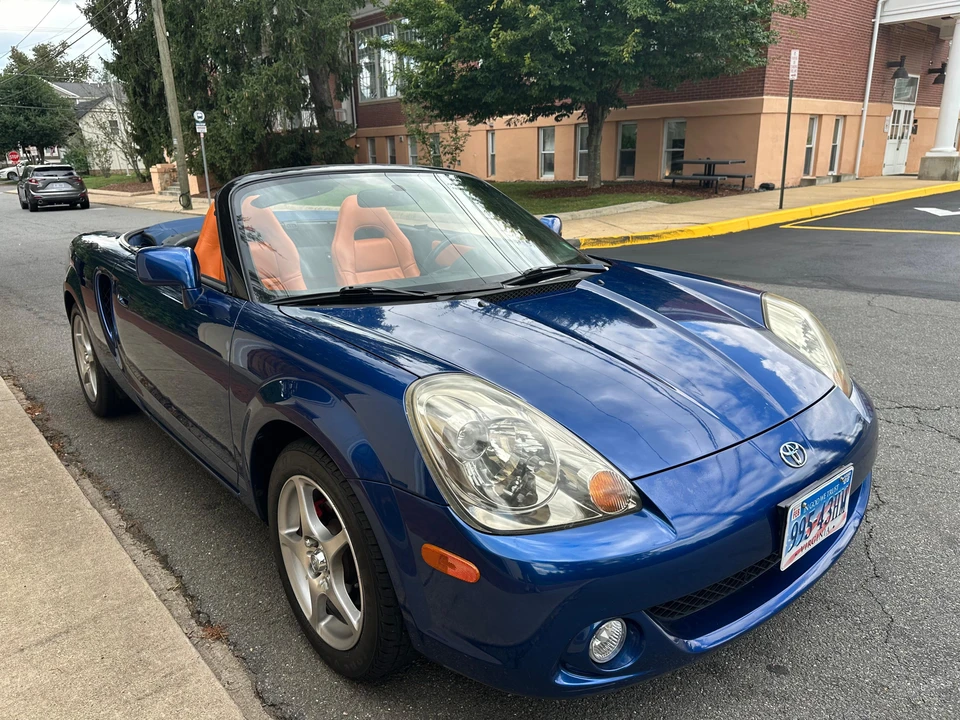 2003 Toyota MR2 Spyder/MR-S - Image 18 of 31