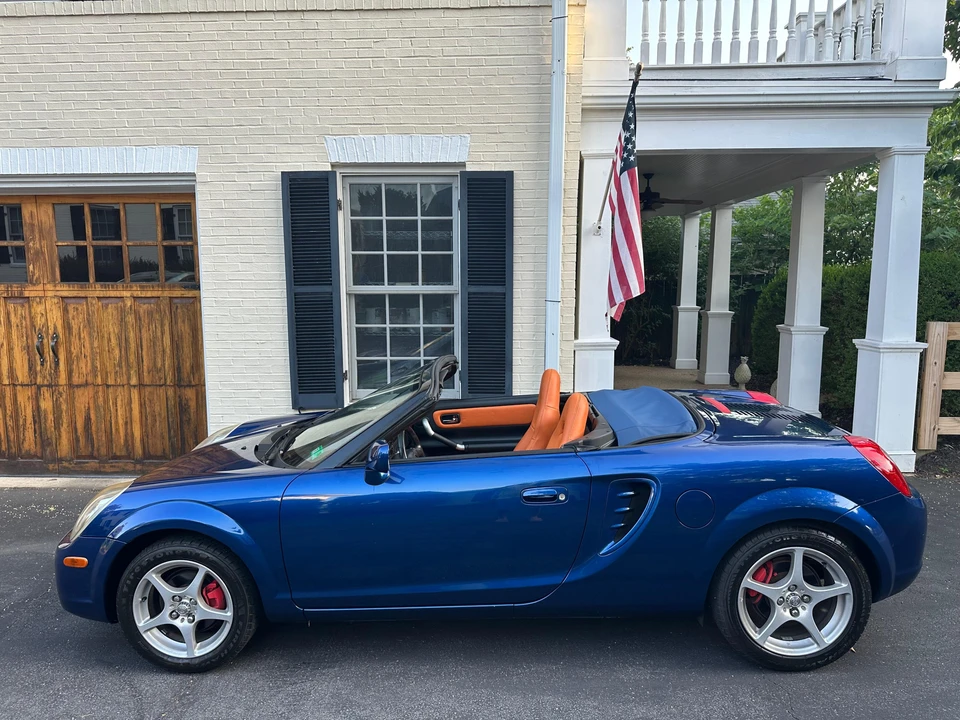 2003 Toyota MR2 Spyder/MR-S - Image 8 of 31