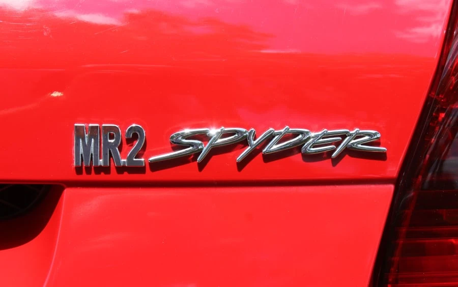 2003 Toyota MR2 Spyder/MR-S - Image 9 of 12