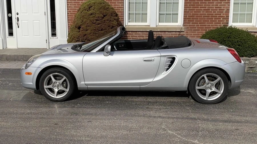 2003 Toyota MR2 Spyder/MR-S - Image 2 of 5