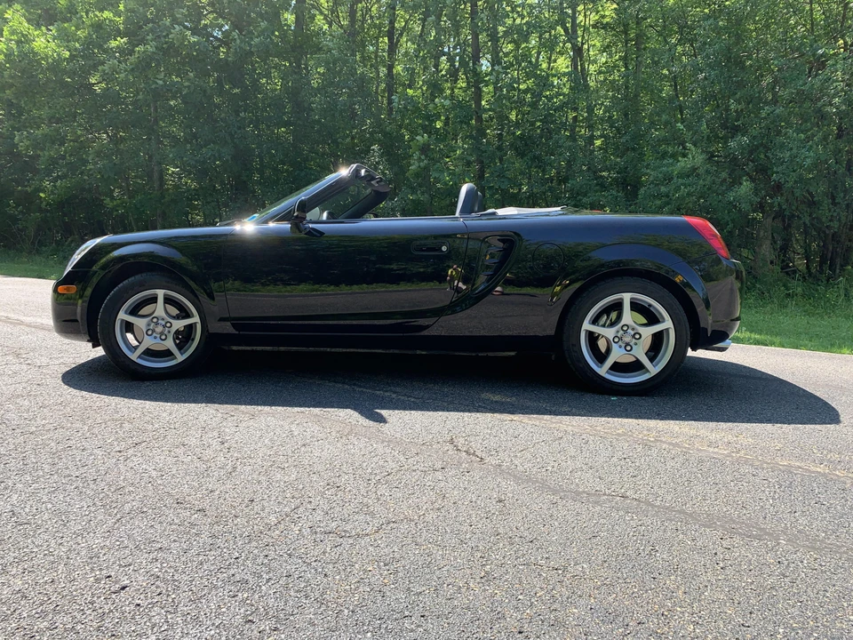 2003 Toyota MR2 Spyder/MR-S - Image 8 of 31