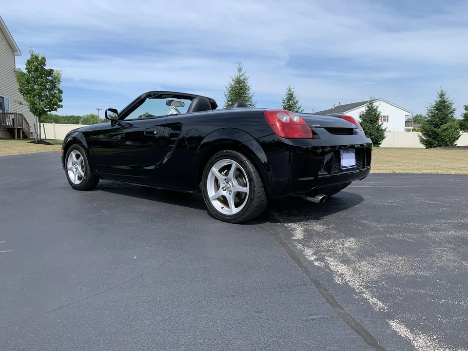2003 Toyota MR2 Spyder/MR-S - Image 3 of 31