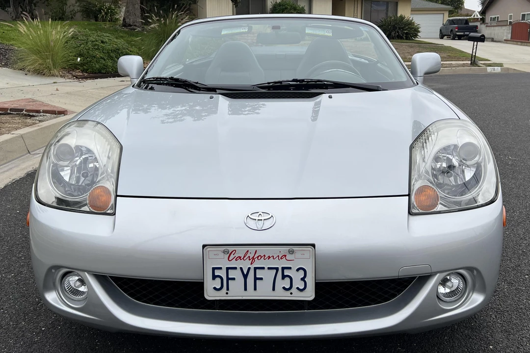 2003 Toyota MR2 Spyder/MR-S - Image 2 of 31