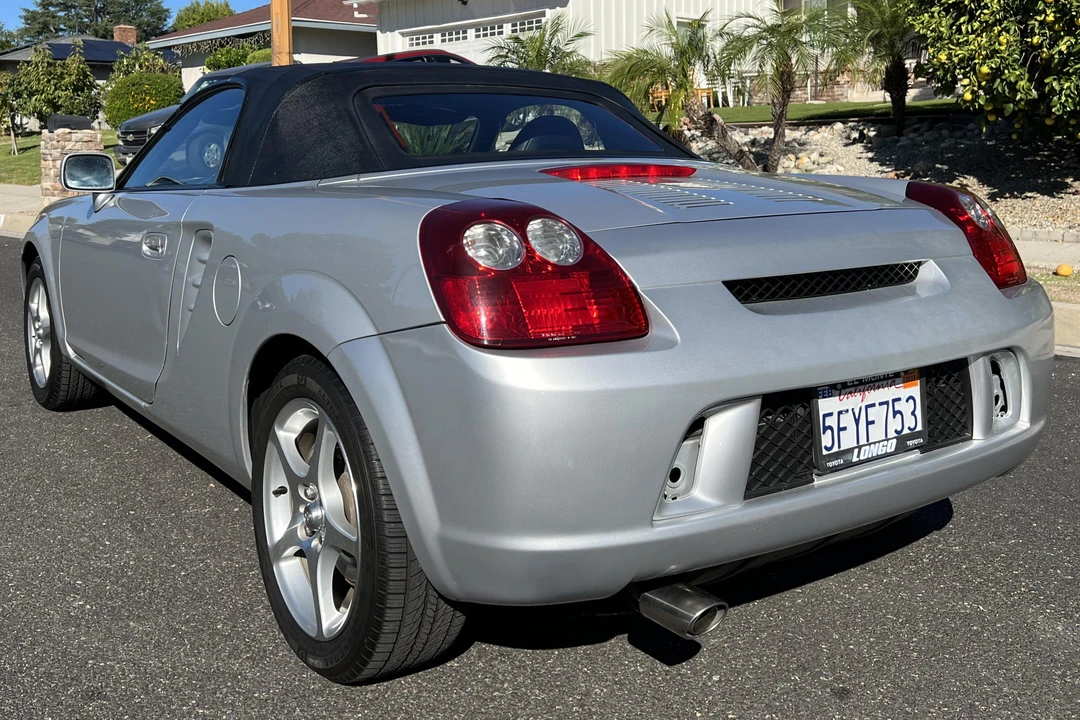 2003 Toyota MR2 Spyder/MR-S - Image 12 of 31