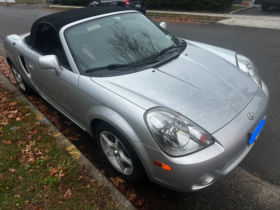 2003 Toyota MR2 Spyder/MR-S - Image 7 of 12