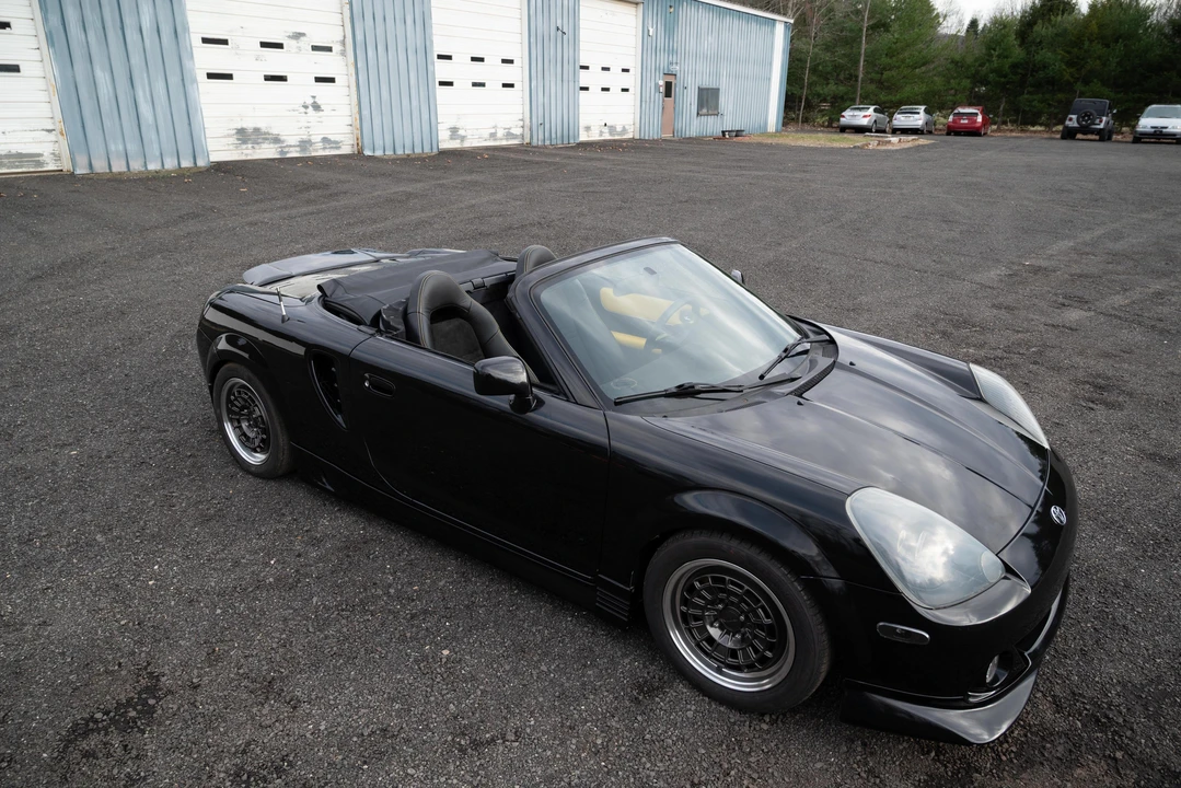 2003 Toyota MR2 Spyder/MR-S - Image 18 of 31