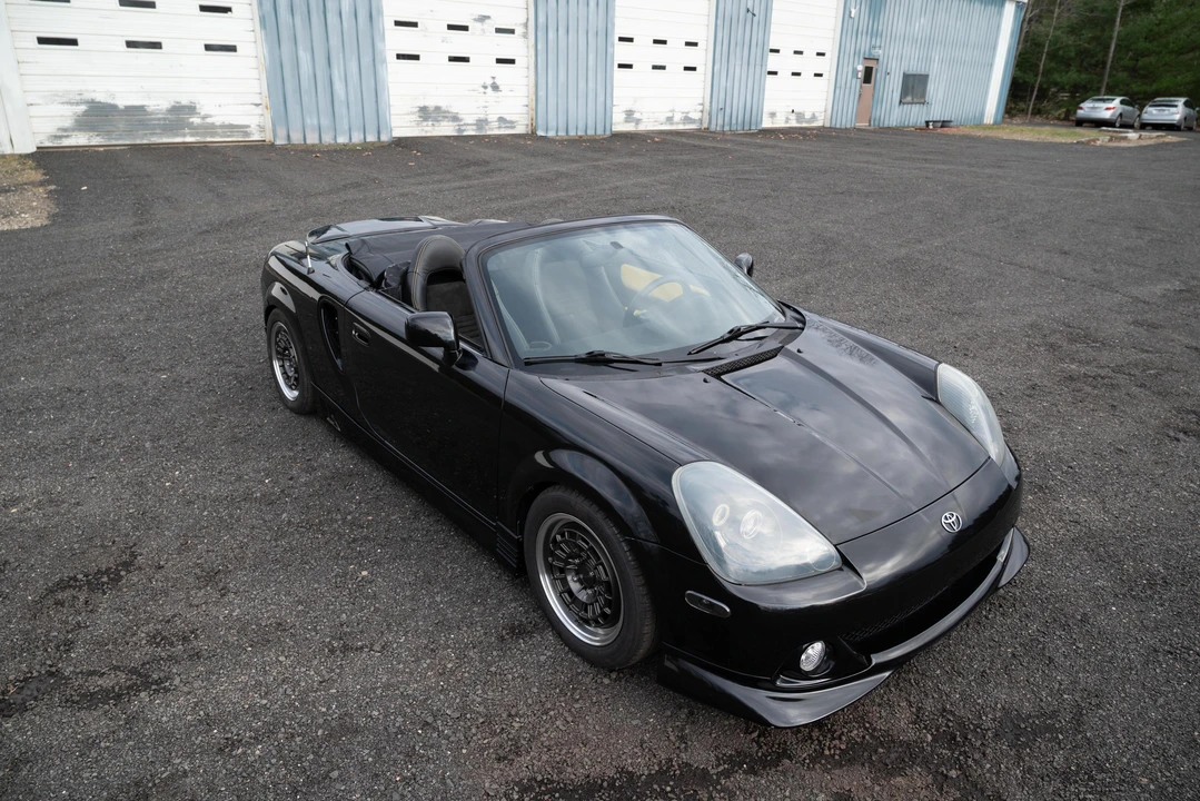 2003 Toyota MR2 Spyder/MR-S - Image 19 of 31