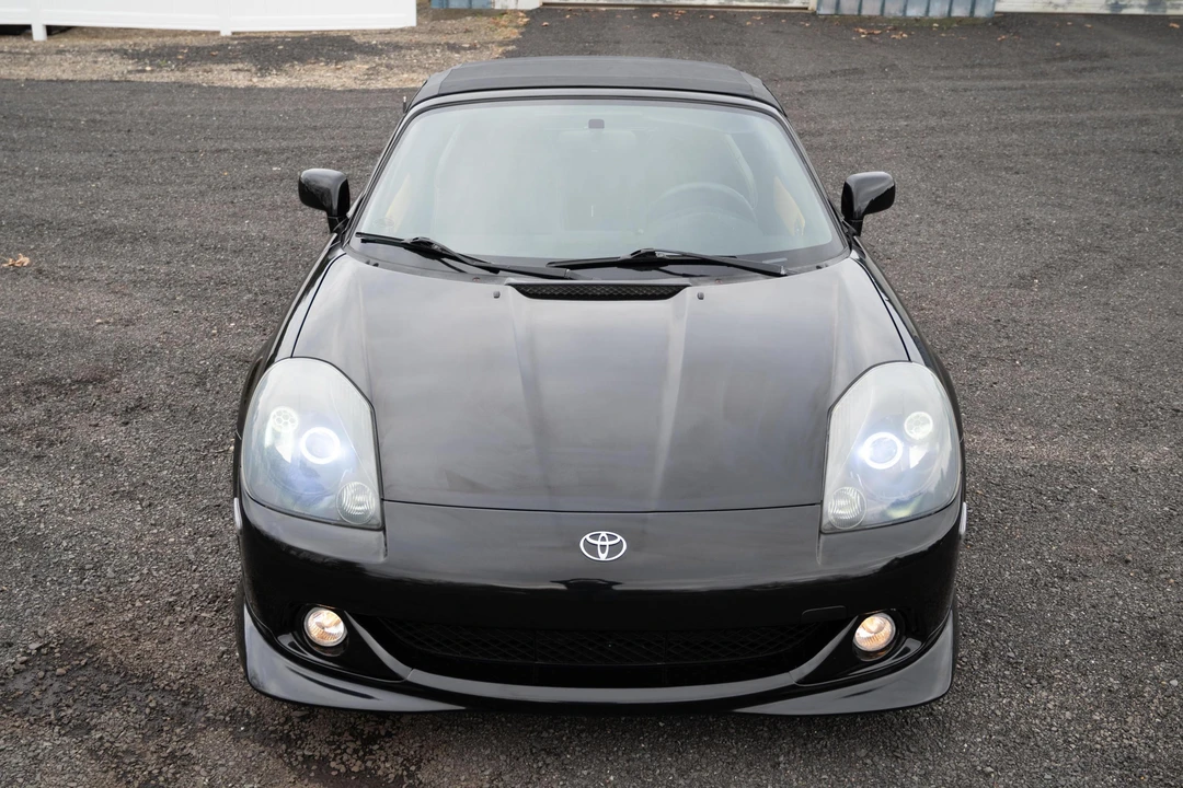 2003 Toyota MR2 Spyder/MR-S - Image 2 of 31