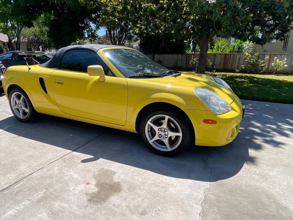 2003 Toyota MR2 Spyder/MR-S - Image 5 of 24