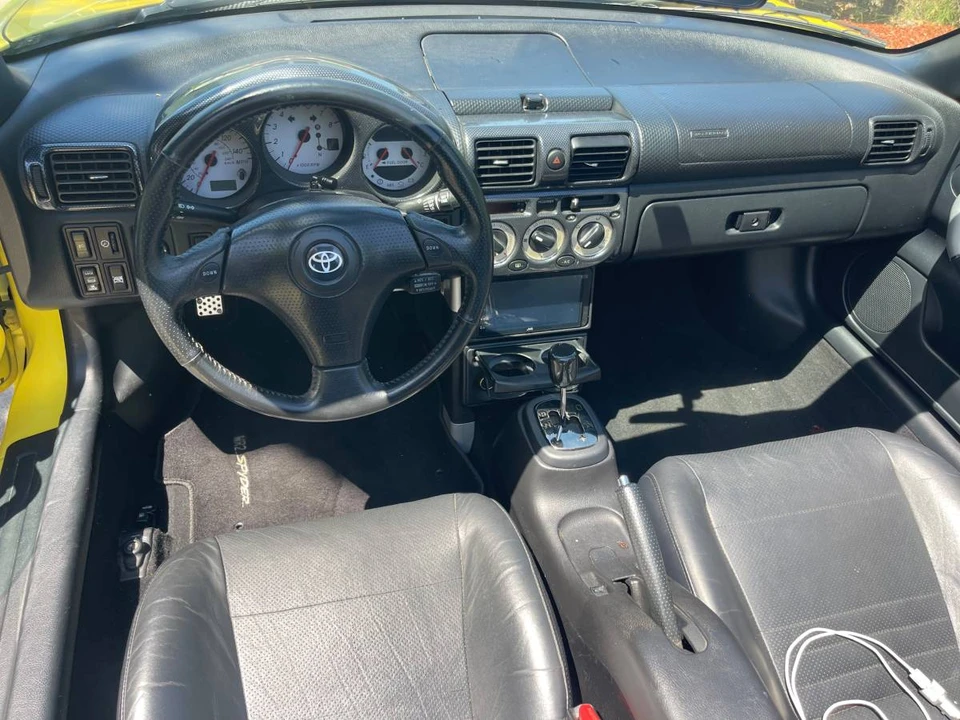 2003 Toyota MR2 Spyder/MR-S - Image 16 of 24