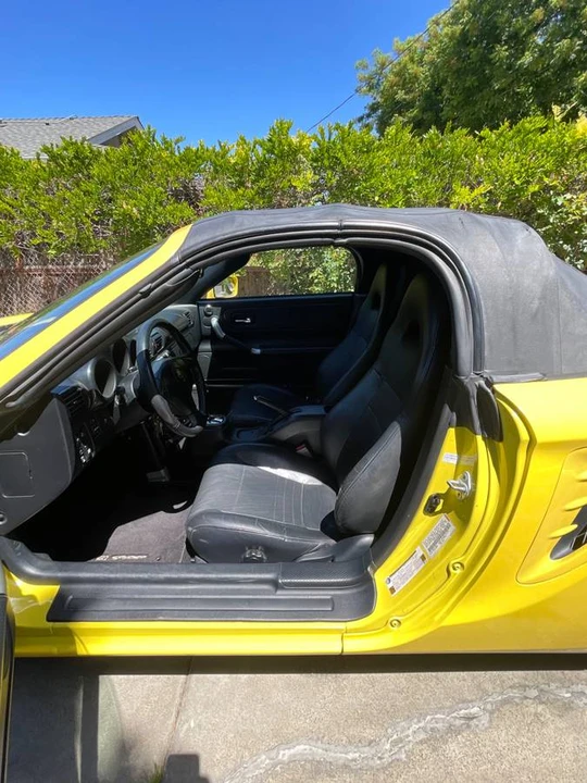 2003 Toyota MR2 Spyder/MR-S - Image 15 of 24