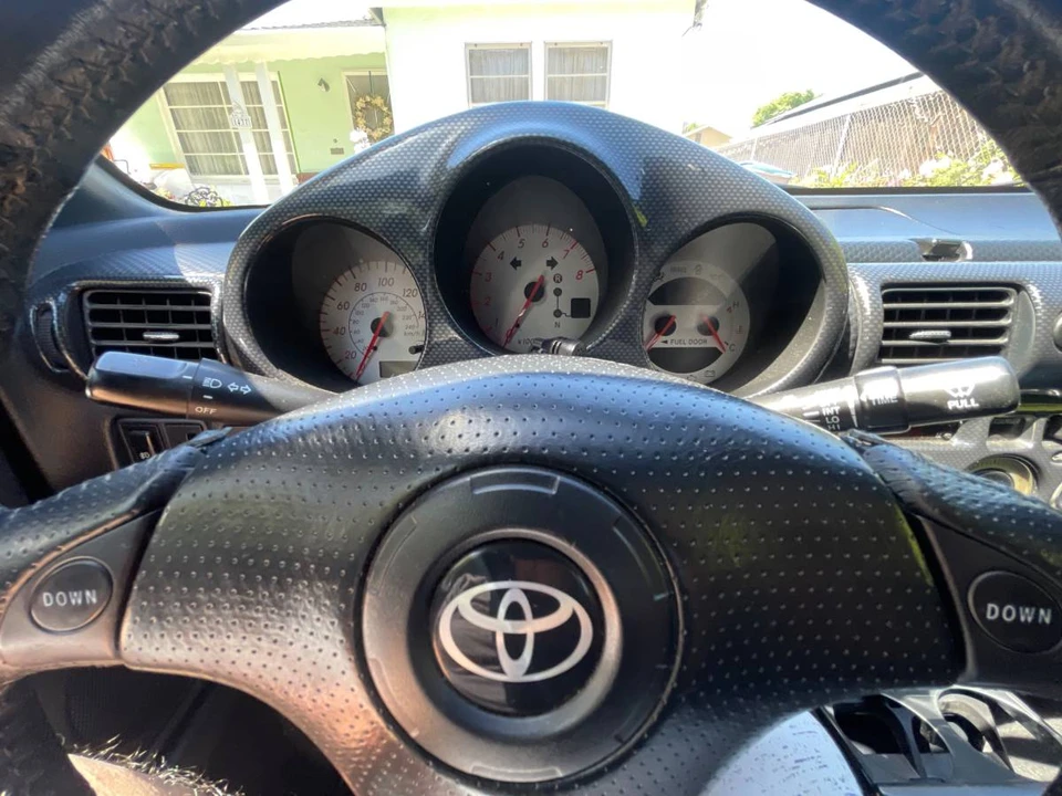 2003 Toyota MR2 Spyder/MR-S - Image 17 of 24