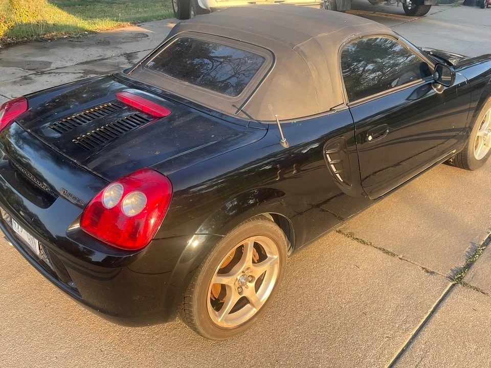 2003 Toyota MR2 Spyder/MR-S - Image 4 of 20