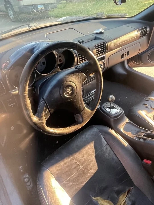 2003 Toyota MR2 Spyder/MR-S - Image 14 of 20