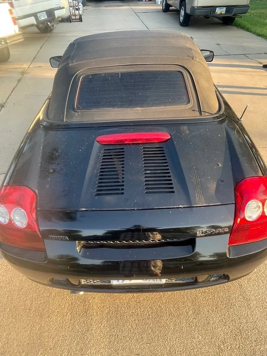 2003 Toyota MR2 Spyder/MR-S - Image 2 of 20