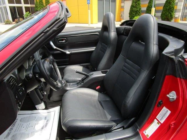 2003 Toyota MR2 Spyder/MR-S - Image 10 of 20
