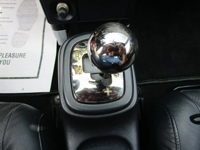 2003 Toyota MR2 Spyder/MR-S - Image 13 of 20