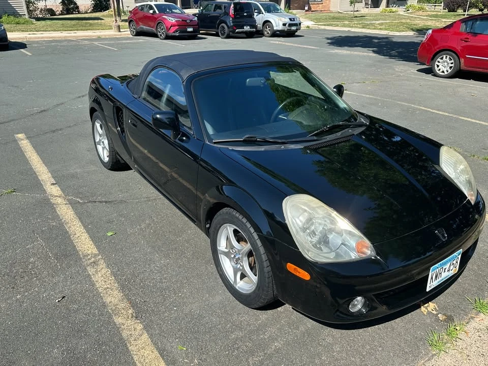 2003 Toyota MR2 Spyder/MR-S - Image 2 of 17