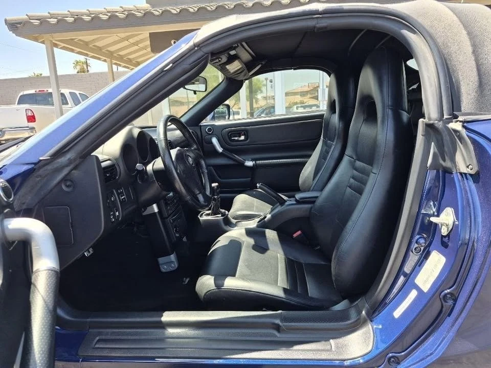 2003 Toyota MR2 Spyder/MR-S - Image 10 of 17